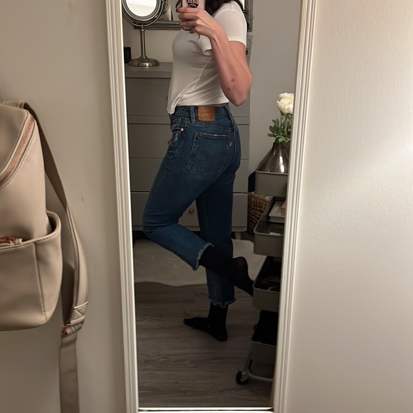 Levi Jeans - Picture 1 of 4